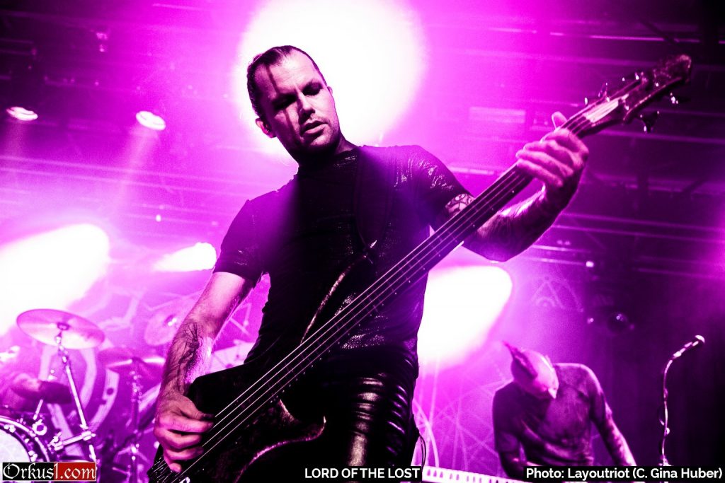 LordOfTheLost_004_SimmCity_190424