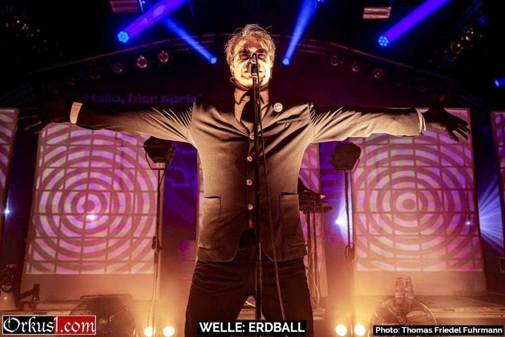 Welle: Erdball
