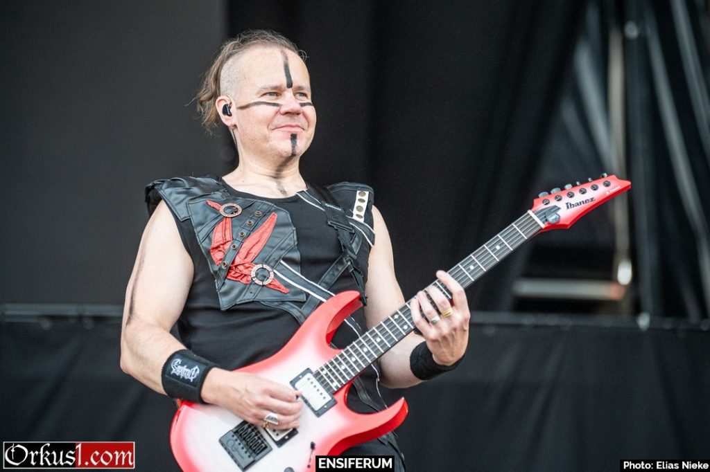 20250814_Ensiferum_Elias Nieke-2