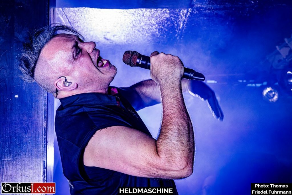 Heldmaschine