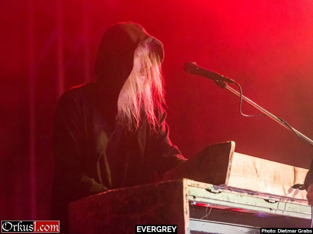 2_Evergrey – Dietmar Grabs – 25112025-5