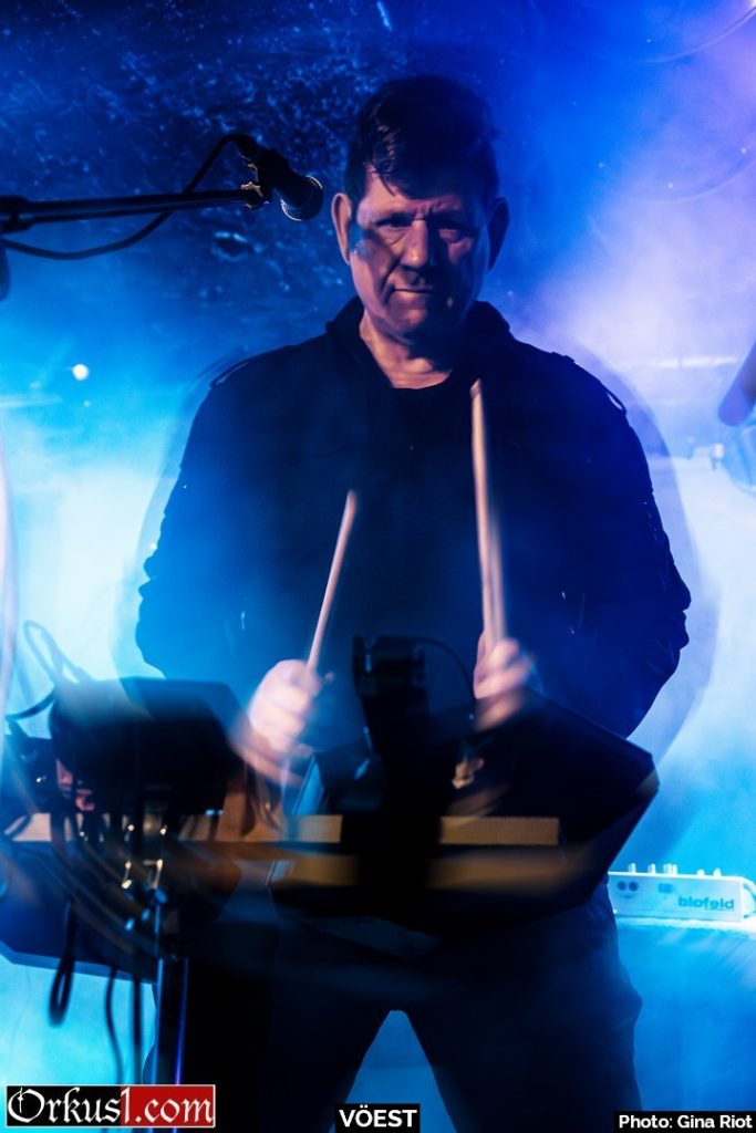 VOEST_010326_ViperRoomVienna_002