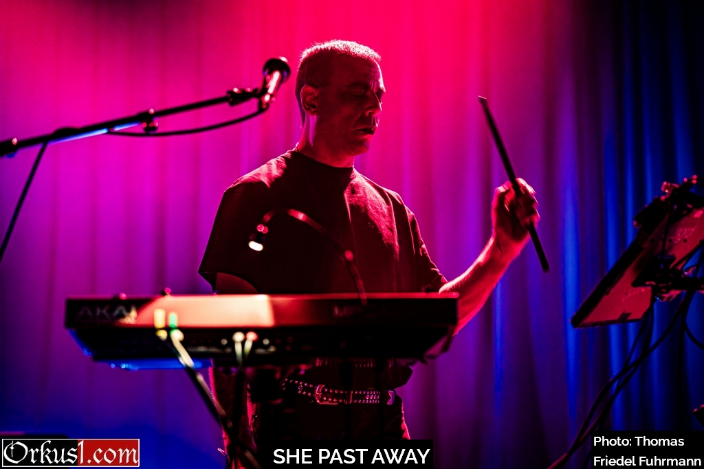 She Past Away – Hamburg 2026_05_09